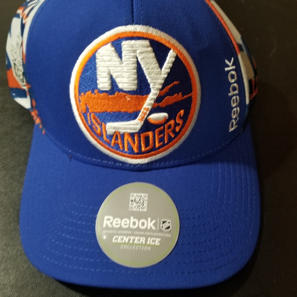 New York Islanders baseball cap snapback